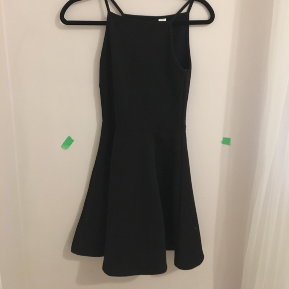 BLACK DRESS - Picture 1 of 1